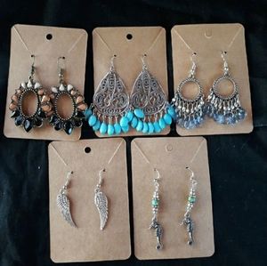5pc lot of earrings
